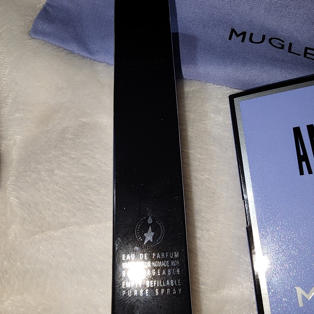 MUGLER SET - Picture 4 of 5
